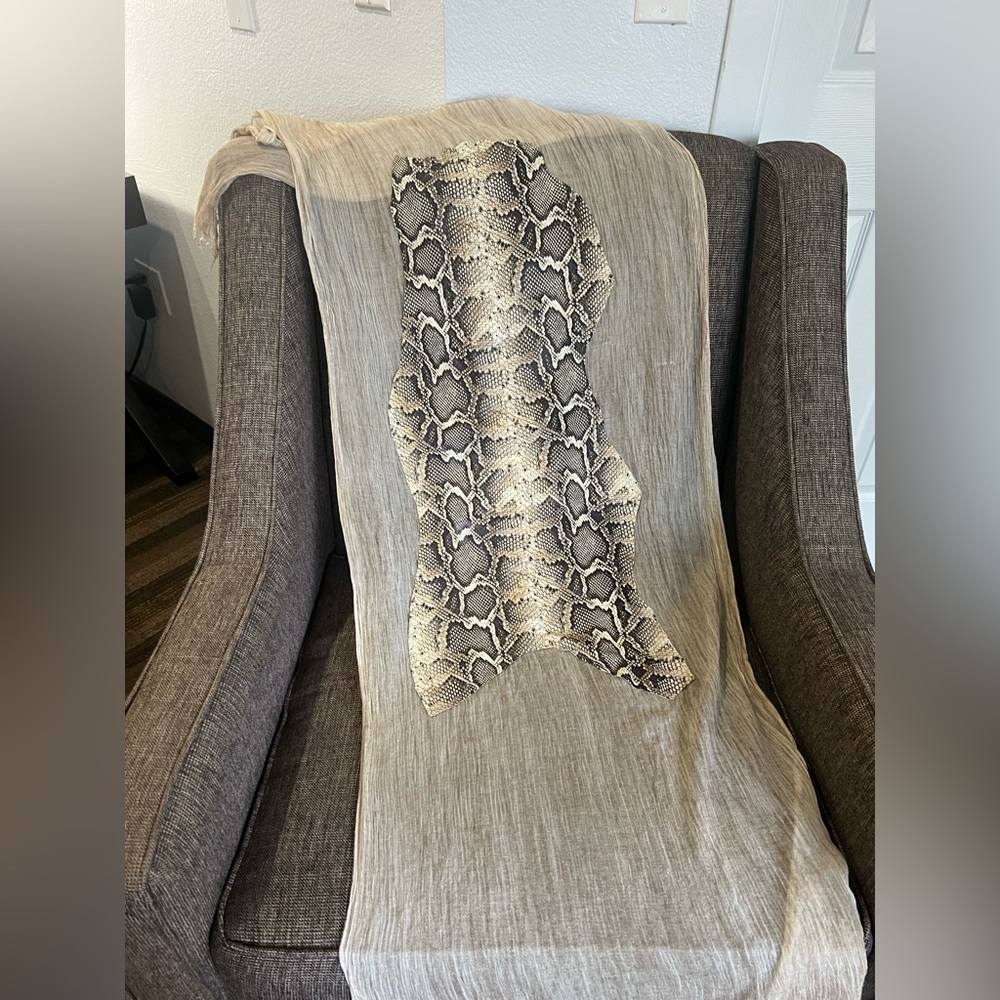 Snake scarf by Cutuli Cult